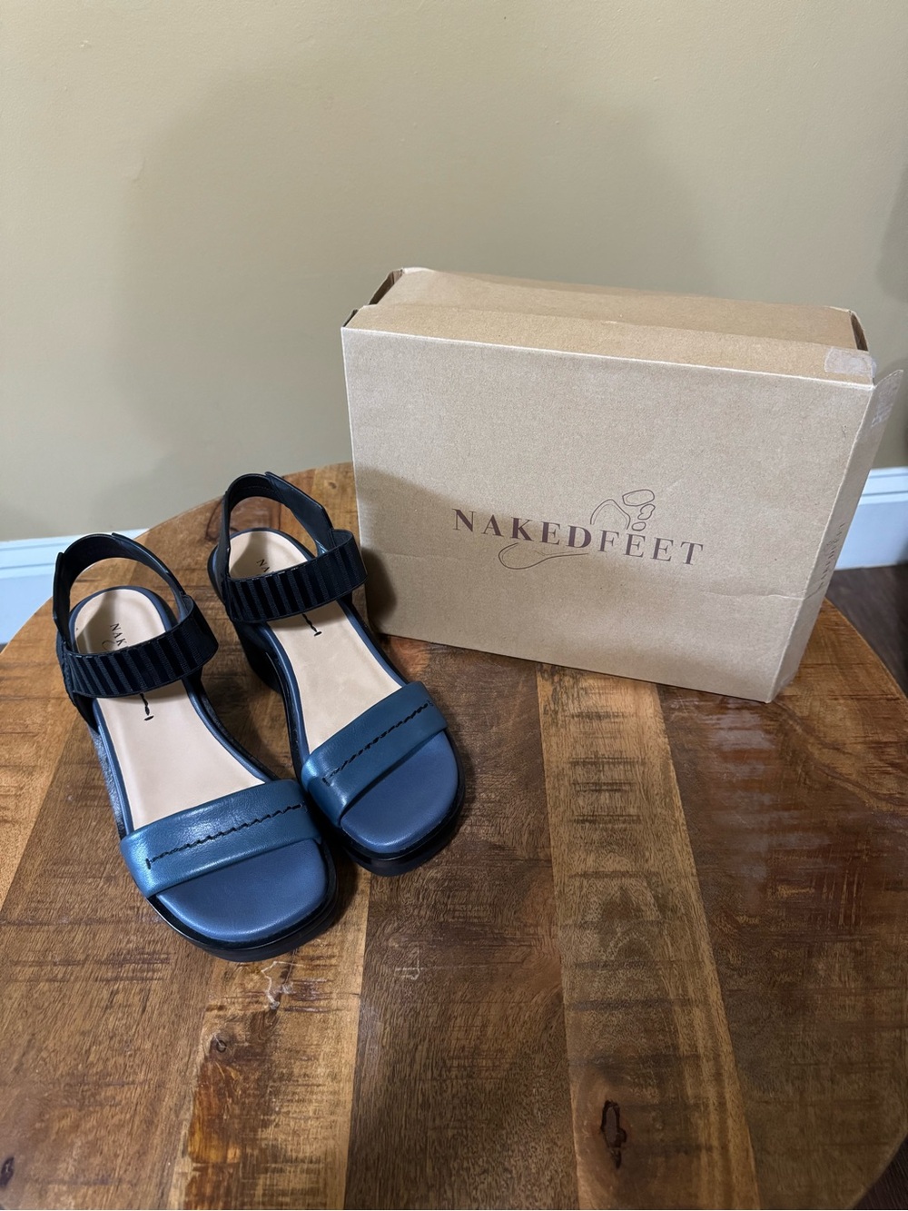 Naked Feet Navy and Black Strappy Flat Sandals 8.5